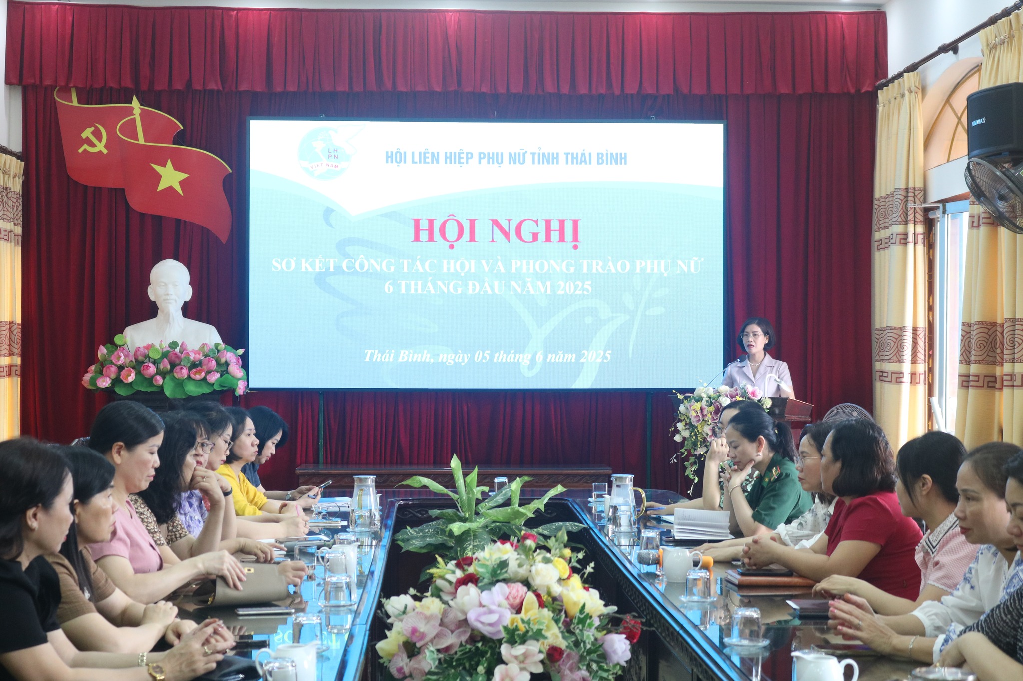 HỘI LHPN TỈNH THÁI BÌNH TỔ CHỨC HỘI NGHỊ SƠ KẾT CÔNG TÁC HỘI VÀ PHONG TRÀO PHỤ NỮ 6 THÁNG ĐẦU NĂM 2025